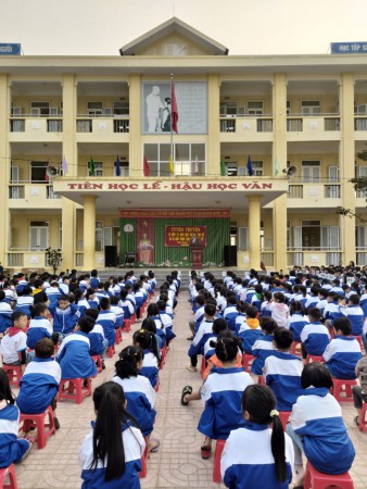 Hoàng Mai: Triển khai tuyên truyền Nghị quyết Đại hội Đoàn các cấp về công tác phụ trách đội TNTP Hồ Chí Minh bảo vệ, chăm sóc, giáo dục thiếu niên, nhi đồng.