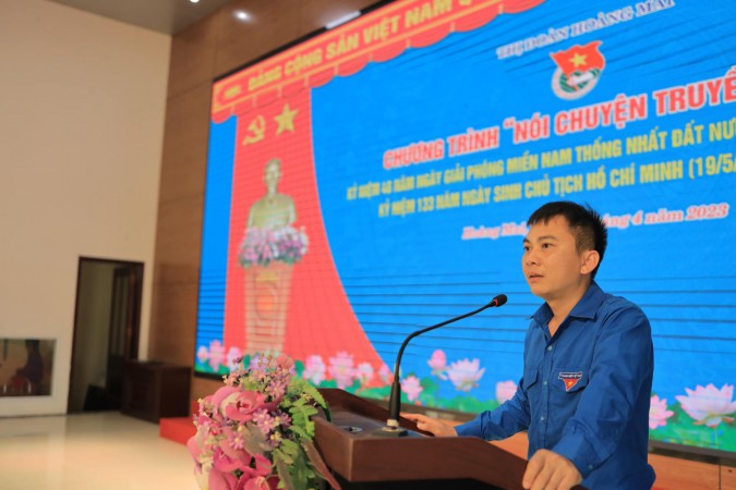 Hoàng Mai nói chuyện truyền thống chào mừng kỷ niệm 48 năm giải phóng miền Nam thống nhất đất nước
