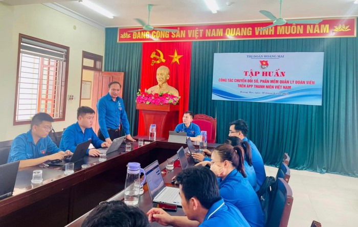Hoàng Mai: Tập huấn công tác chuyển đổi số, phần mềm quản lý Đoàn viên trên App Thanh niên Việt Nam