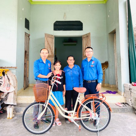 Hoàng Mai: Hiệu quả từ mô hình “Xe đạp cùng em đến trường” năm học 2023 -2024