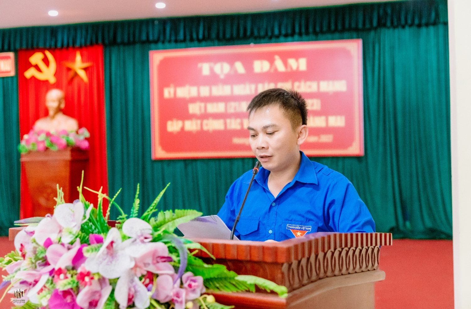 Đồng chí Nguyễn Văn Đức, Bí thư Thị đoàn Hoàng Mai, tham luận trong Buổi Toạ đàm.